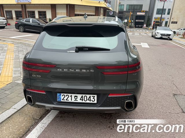 Genesis GV70 2.5T Gasoline 2WD — пробег 27 000 км — фото 4 из 5