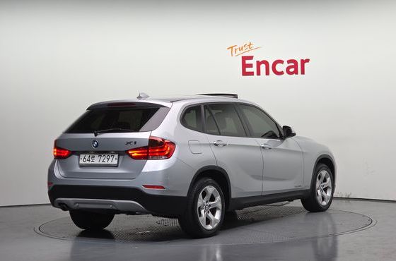 BMW X1 xDrive 20d — пробег 141 106 км — фото 2 из 5
