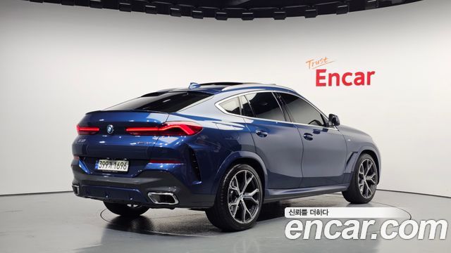 BMW X6 xDrive40i M Sport — пробег 43 820 км — фото 2 из 5
