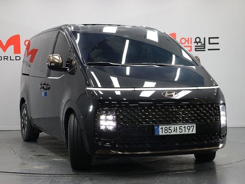 Hyundai Staria 4WD Lounge 7-Seater Inspiration — пробег 1 340 км — фото 2 из 5