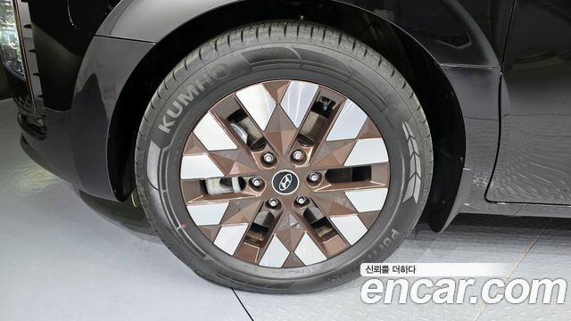 Hyundai Staria из Кореи Encar