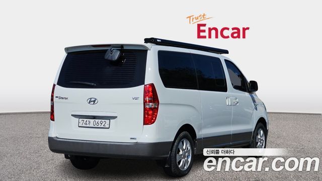Hyundai Starex 4WD 11-Seater Wagon HVX VIP Package — пробег 59 879 км — фото 2 из 5