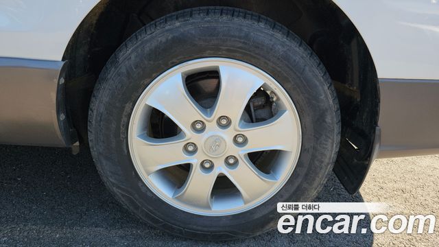 Hyundai Starex 4WD 11-Seater Wagon HVX VIP Package — пробег 59 879 км — фото 5 из 5