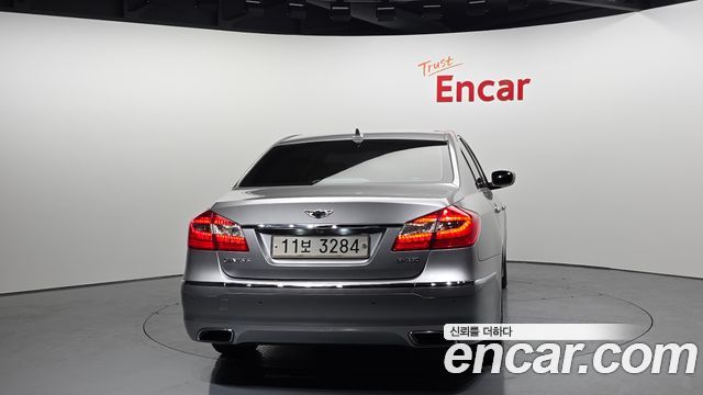 Hyundai Genesis из Кореи Encar