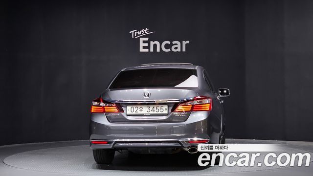 Honda Accord из Кореи Encar