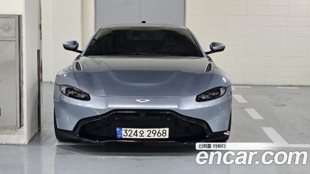 Astonmartin Vantage 4.0 V8 Coupe — пробег 7 000 км — фото 3 из 5