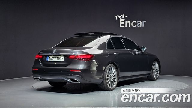 Mercedes-Benz E-Class из Кореи Encar