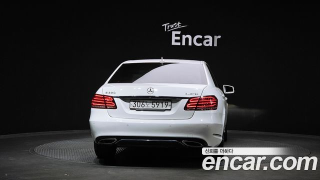 Mercedes-Benz E-Class из Кореи Encar