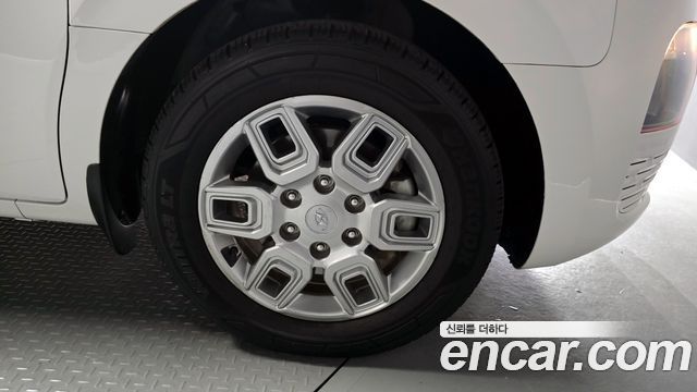 Hyundai Staria из Кореи Encar