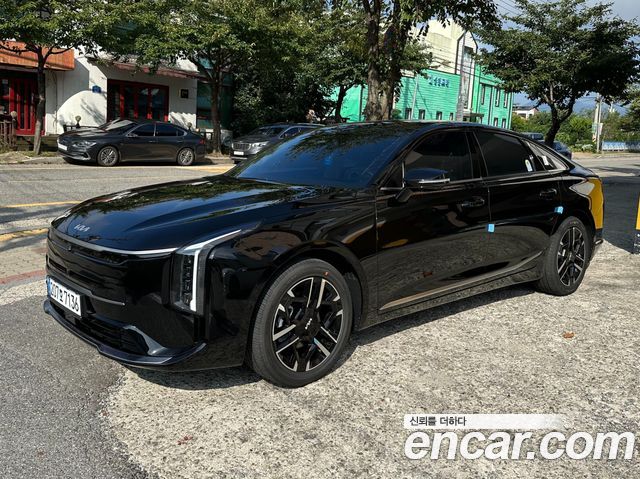 Kia K8 Signature — пробег 759 км — фото 2 из 5