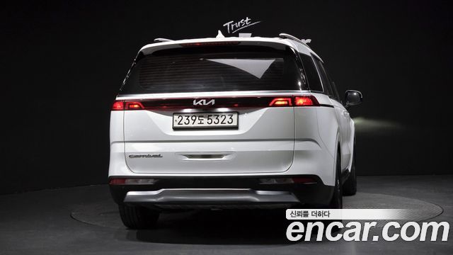 Kia Carnival 9-Seater Noblesse — пробег 156 226 км — фото 4 из 5