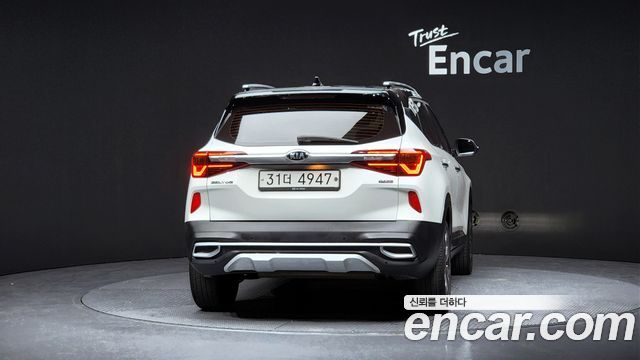 Kia Seltos из Кореи Encar