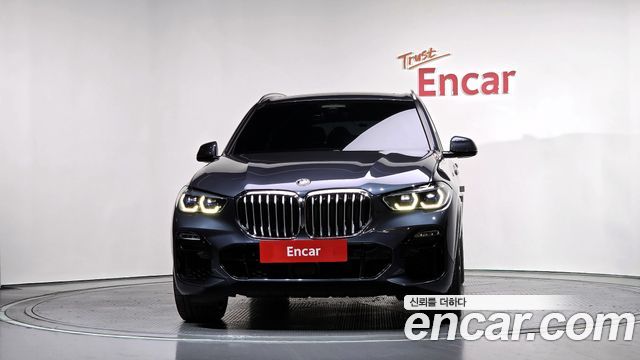 BMW X5 xDrive 40i M Sport — пробег 136 935 км — фото 3 из 5