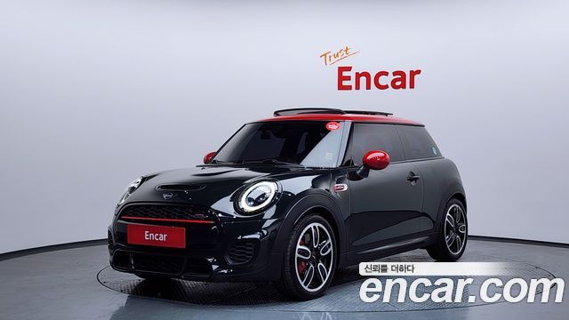 Mini Cooper JCW 3rd Generation — пробег 52 496 км — фото 1 из 5