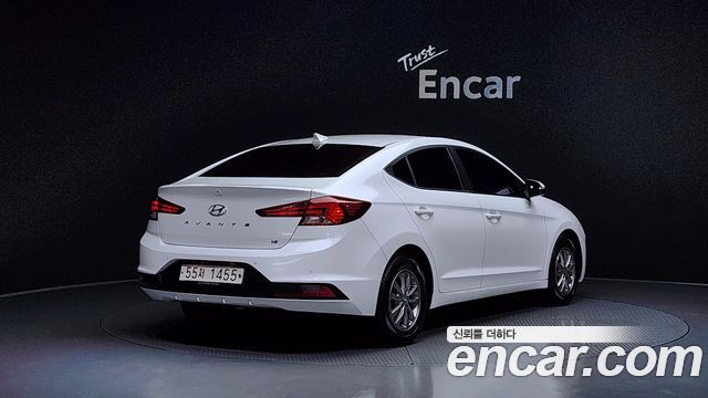 Hyundai AVANTE из Кореи Encar