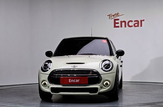 Mini Cooper 5Door Standard 3rd — пробег 53 367 км — фото 3 из 5