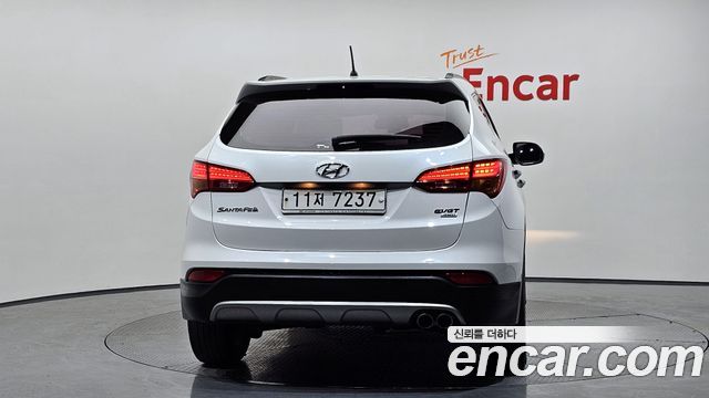 Hyundai Santafe Diesel(e-VGT) 2.2 4WD Exclusive Special — пробег 113 332 км — фото 4 из 5