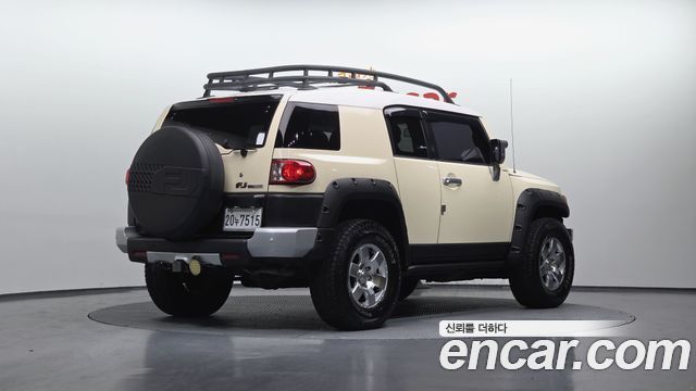 Toyota FJ Cruiser из Кореи Encar