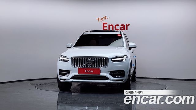 Volvo XC90 T8 Ultimate Bright Hybrid — пробег 51 360 км — фото 3 из 5