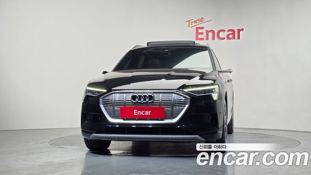 Audi e-tron из Кореи Encar