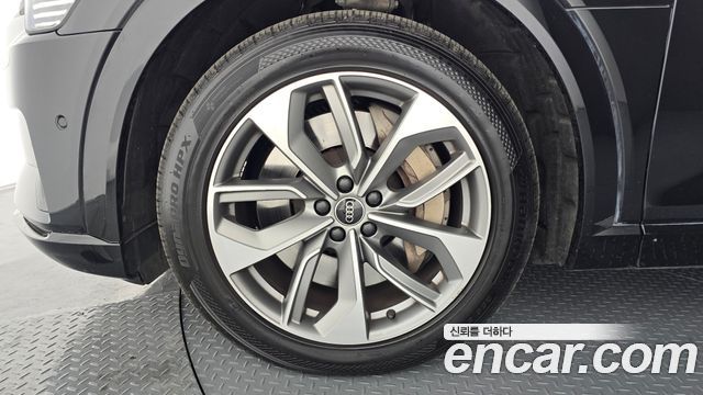 Audi e-tron из Кореи Encar