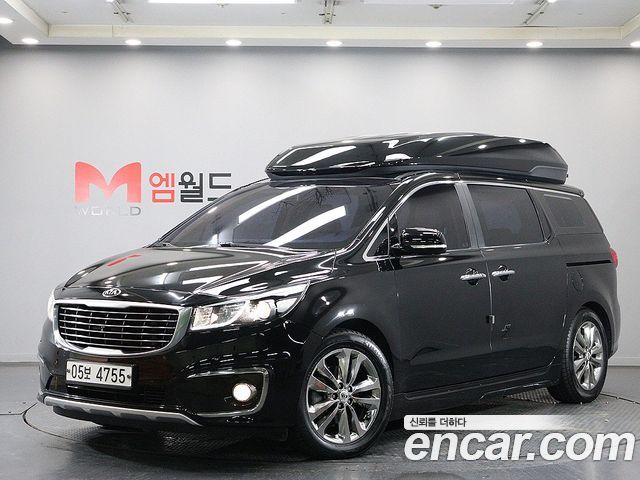 Kia Carnival 9-seater Hi-Limousine Noblesse — пробег 173 000 км — фото 1 из 5