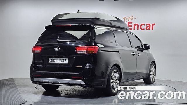 Kia Carnival из Кореи Encar