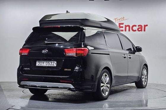 Kia Carnival Gasoline 9-seater Hi-Limousine Noblesse — пробег 232 893 км — фото 2 из 5