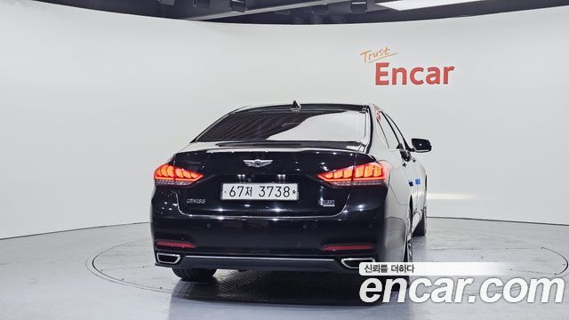 Hyundai Genesis из Кореи Encar