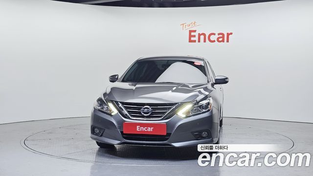 Nissan Altima из Кореи Encar