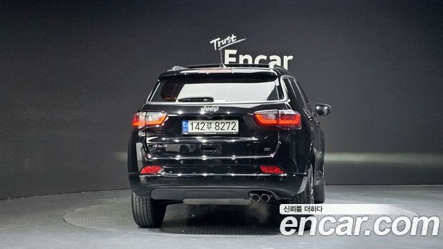 Jeep Compass S2.4 AWD — пробег 51 294 км — фото 4 из 5