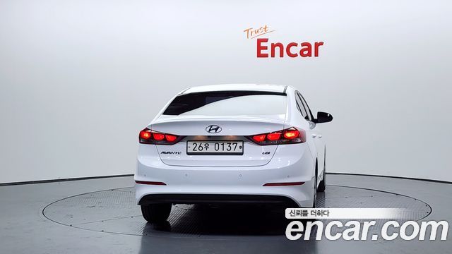 Hyundai AVANTE из Кореи Encar