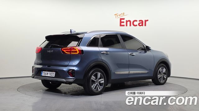 Kia Niro 1.6 HEV Prestige — пробег 92 709 км — фото 2 из 5