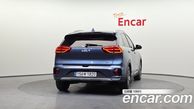 Kia Niro 1.6 HEV Prestige — пробег 92 709 км — фото 4 из 5