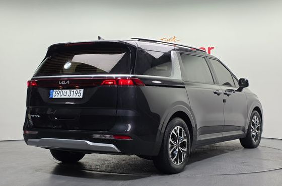 Kia Carnival 9-Seater Prestige — пробег 103 732 км — фото 2 из 5