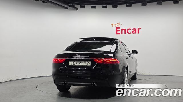 Jaguar XF из Кореи Encar