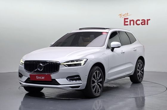 Volvo XC60 T8 Inscription — пробег 107 587 км — фото 1 из 5