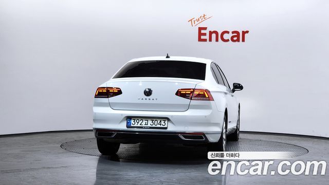 Volkswagen Passat 2.0 TDI Premium — пробег 40 191 км — фото 4 из 5