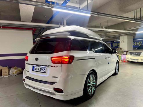 Kia Carnival 9-Seater Hi-Limousine Prestige Hiroof — пробег 153 593 км — фото 4 из 5
