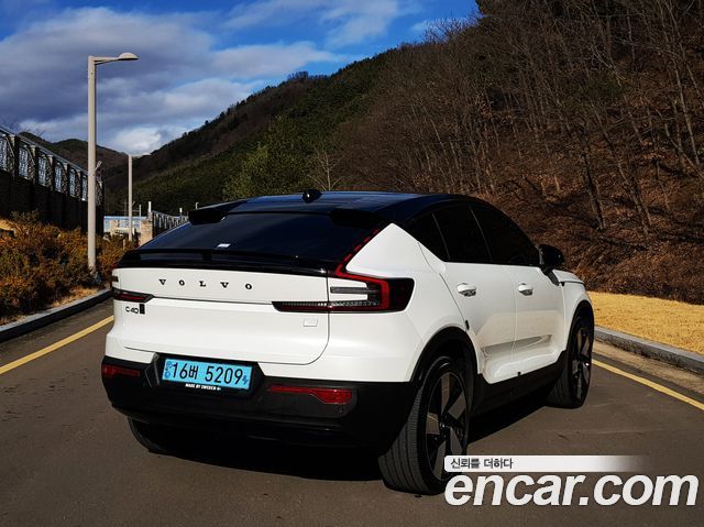 Volvo C40 из Кореи Encar
