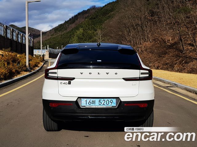 Volvo C40 из Кореи Encar