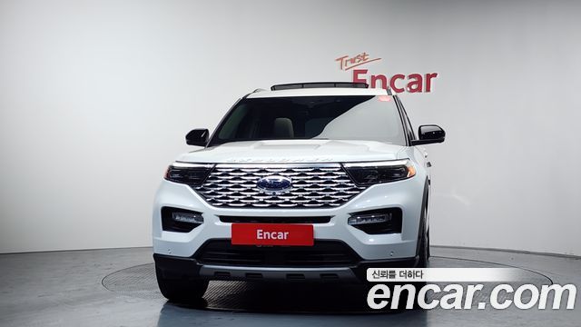 Ford Explorer 3.0 Platinum 4WD — пробег 40 304 км — фото 3 из 5
