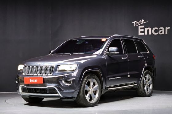 Jeep Cherokee 3.0 Diesel Overland WK2 — пробег 110 027 км — фото 1 из 5