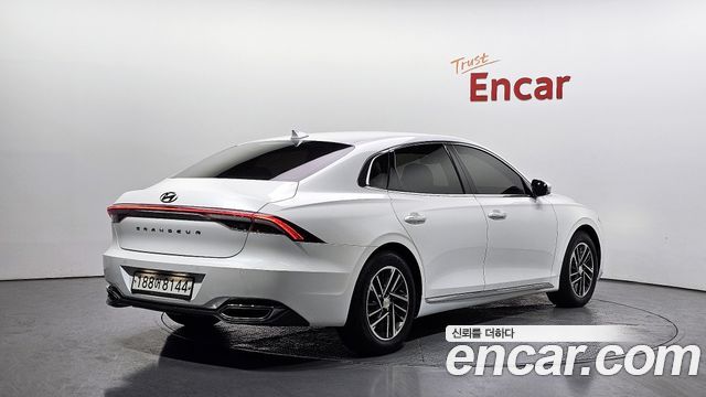 Hyundai Grandeur из Кореи Encar