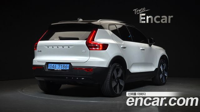 Volvo XC40 Twin Ultimate — пробег 17 720 км — фото 2 из 5