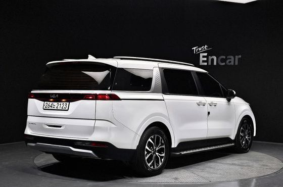 Kia Carnival 9-Seater Prestige — пробег 23 423 км — фото 2 из 5