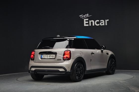 Mini Cooper Gen Z Edition 3rd — пробег 50 581 км — фото 2 из 5
