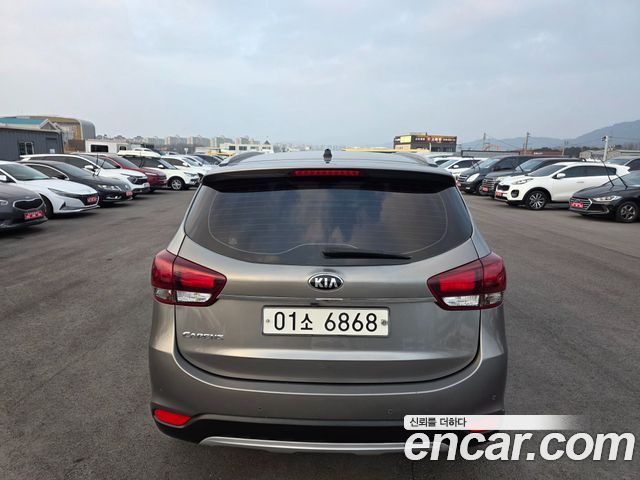 Kia Carens из Кореи Encar