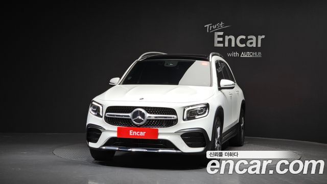 Mercedes-Benz GLB-Class GLB250 4MATIC — пробег 67 717 км — фото 3 из 5
