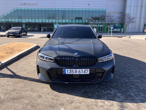 BMW 3-Series 320i M Sport — пробег 22 800 км — фото 1 из 5
